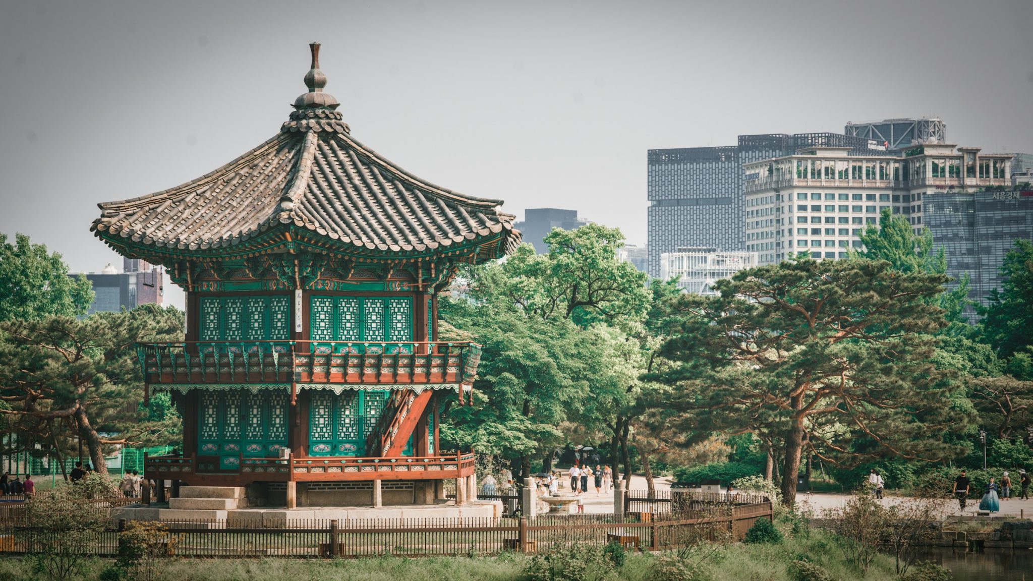 How to travel korea on a budget: saving tips and tricks